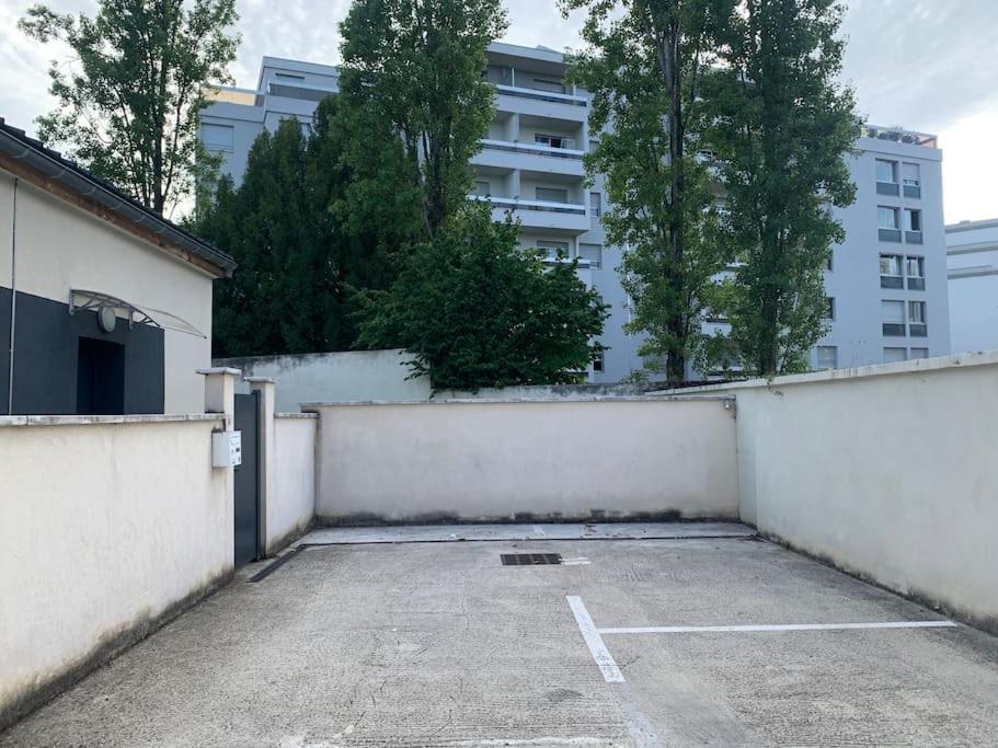Вилла Maison Familiale Centre Дижон Экстерьер фото